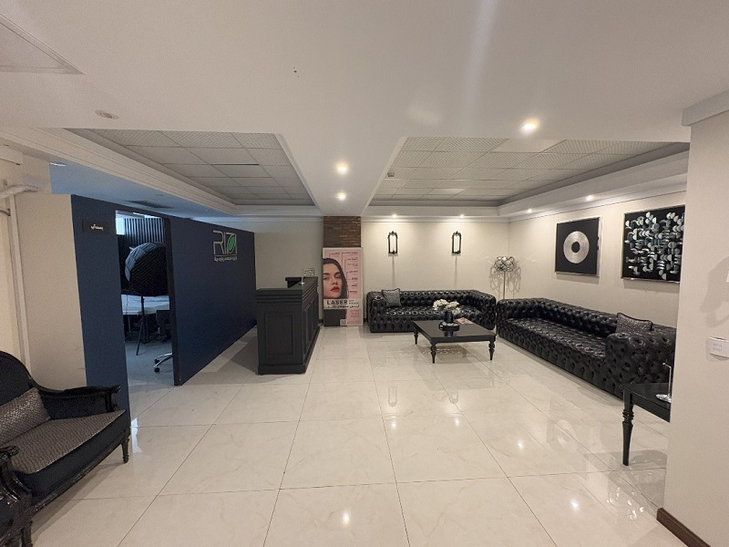 دکتر لیلا نوری - گروه تخصصی زیبایی ریتا